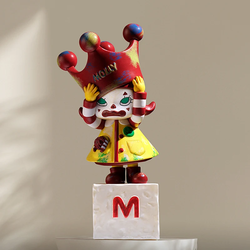 Vintage Collectible Dolls - POP MART MOLLY Patung Ulang Tahun