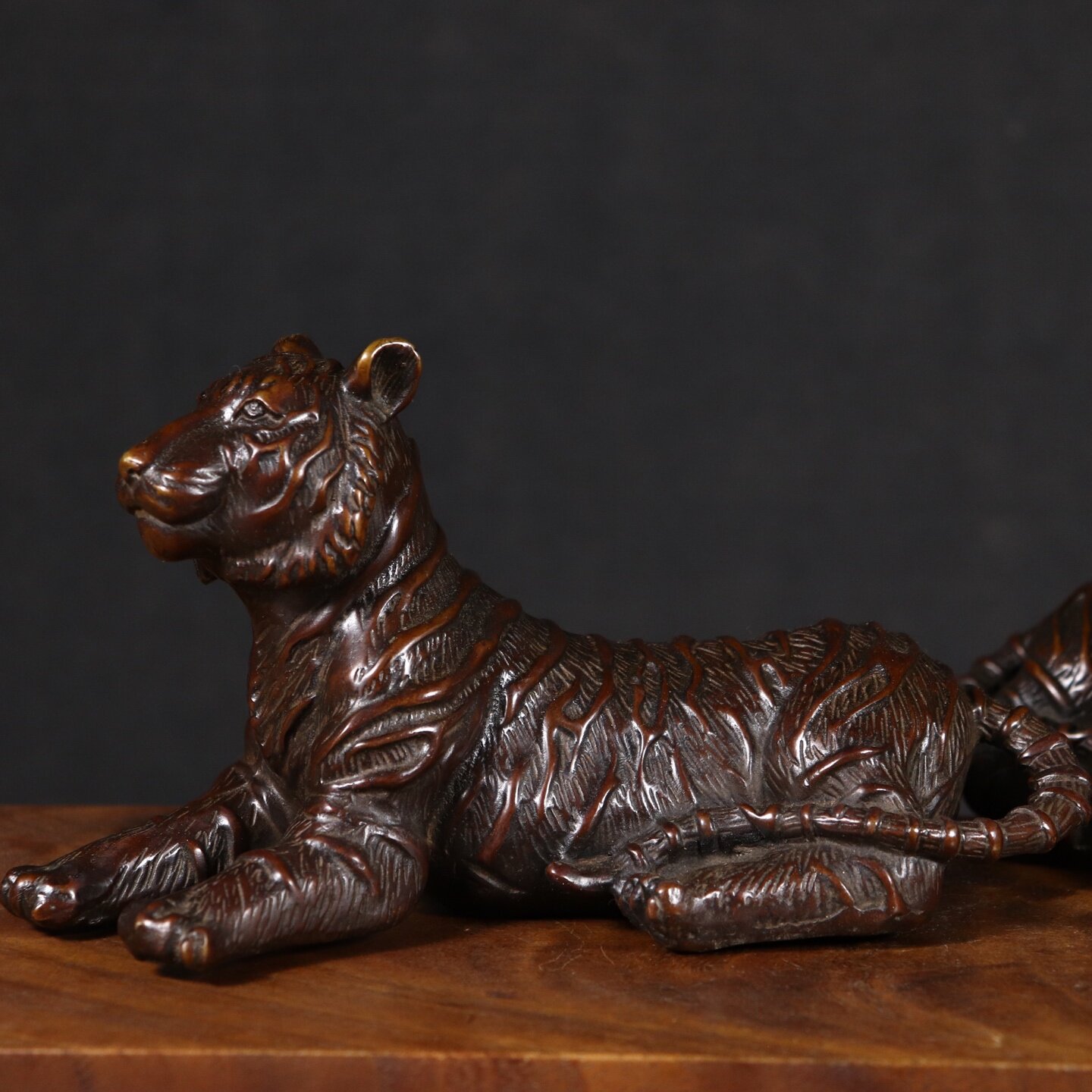 Patung Harimau Tembaga Antik F - Vintage Collectible Stores ulasan dan harga